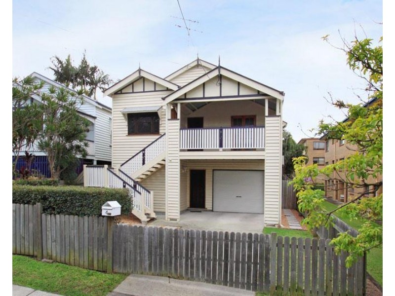 4 Blackmore Street, Windsor QLD 4030