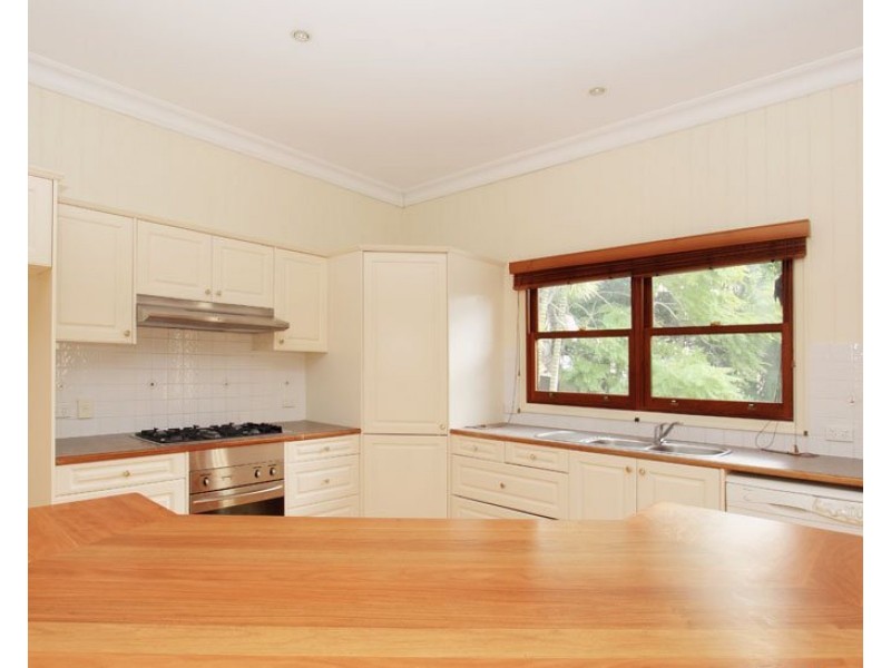 4 Blackmore Street, Windsor QLD 4030