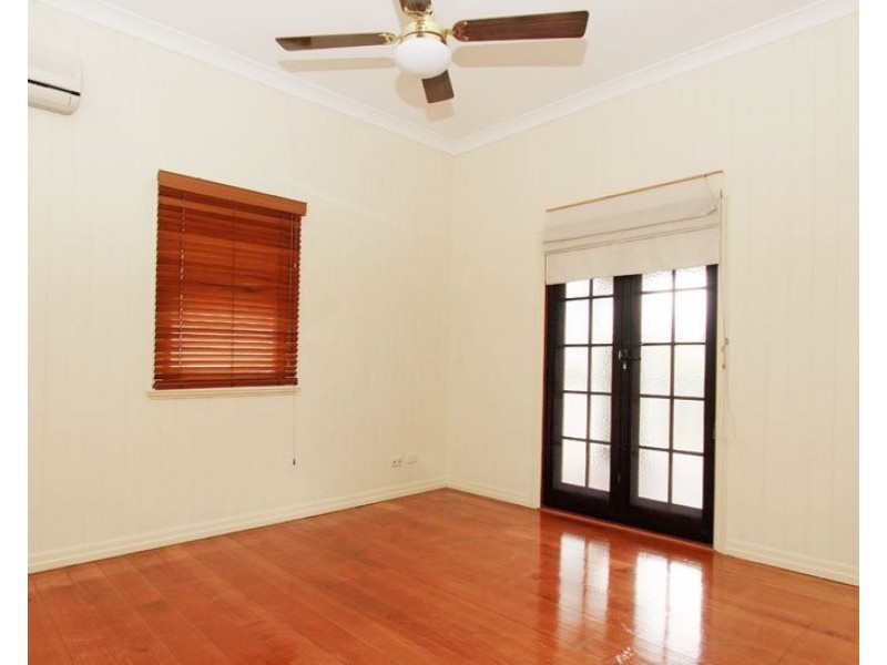 4 Blackmore Street, Windsor QLD 4030