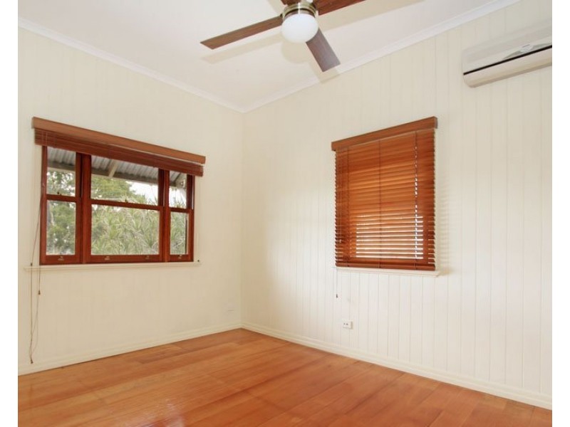 4 Blackmore Street, Windsor QLD 4030