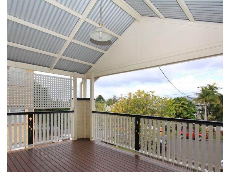 4 Blackmore Street, Windsor QLD 4030