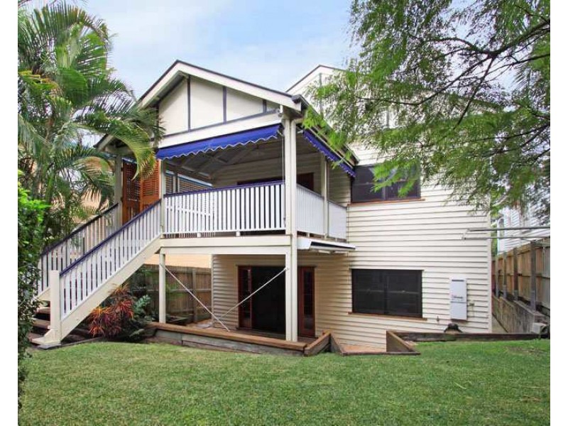 4 Blackmore Street, Windsor QLD 4030