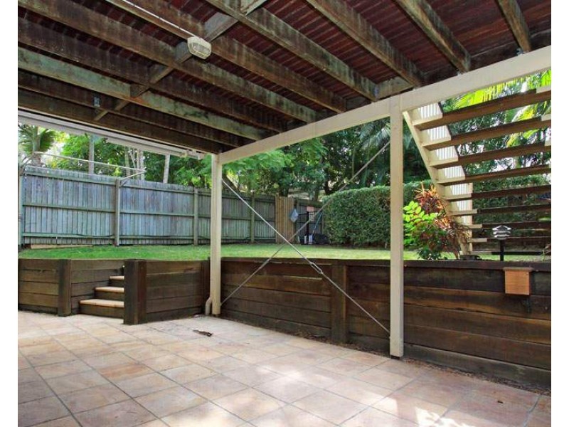 4 Blackmore Street, Windsor QLD 4030