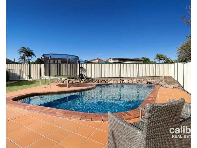 15 Tanager Street, Albany Creek QLD 4035