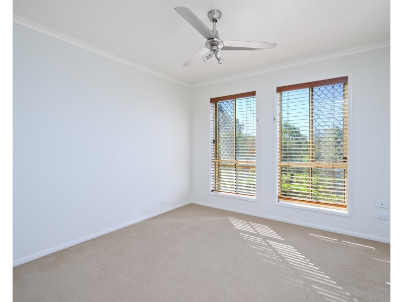85 Selkirk Crescent, Upper Kedron QLD 4055