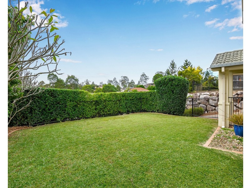 85 Selkirk Crescent, Upper Kedron QLD 4055