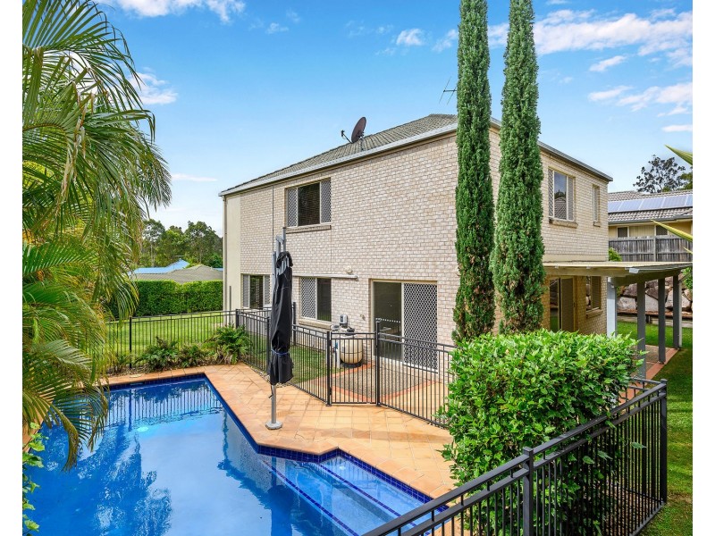 85 Selkirk Crescent, Upper Kedron QLD 4055
