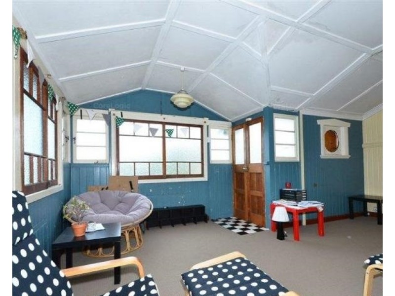 56 Ross Street, Woolloongabba QLD 4102