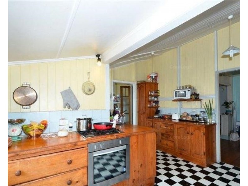 56 Ross Street, Woolloongabba QLD 4102