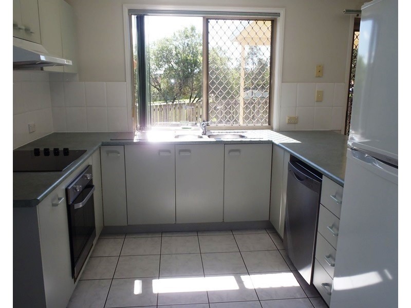 10 Larrell Close, Eight Mile Plains QLD 4113