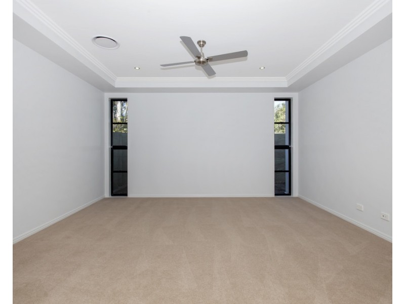 11 Merino Close, Ferny Grove QLD 4055