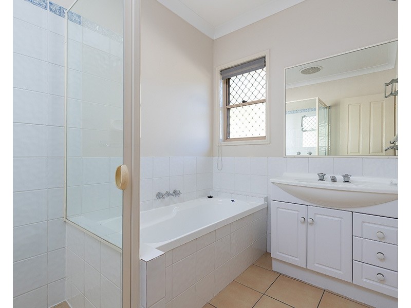 23 Quandong Crescent, Everton Hills QLD 4053