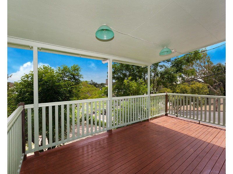 41 Agnew Street, Norman Park QLD 4170