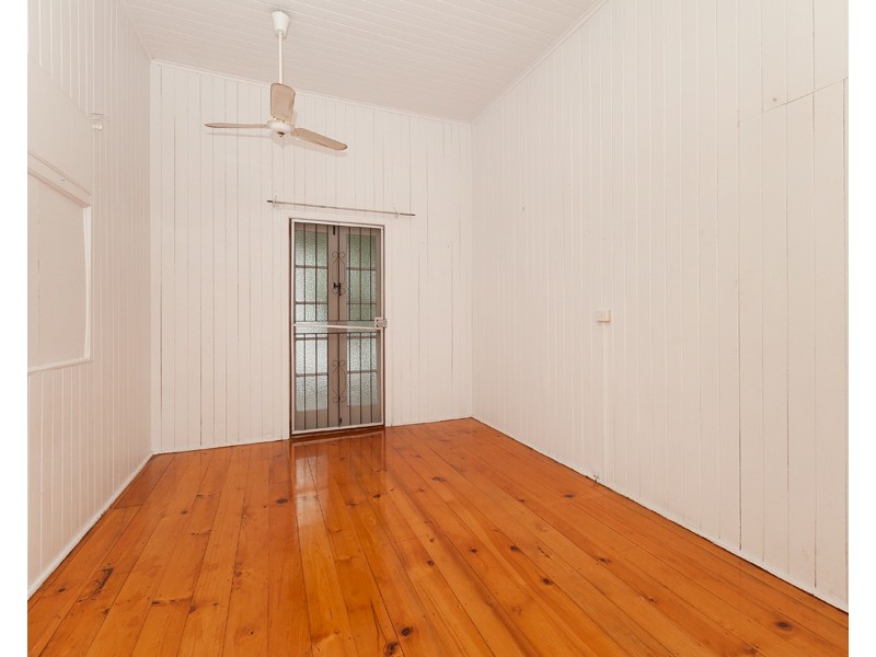 41 Agnew Street, Norman Park QLD 4170