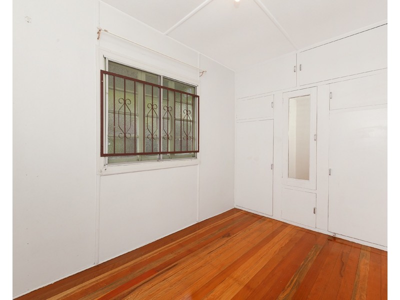 41 Agnew Street, Norman Park QLD 4170