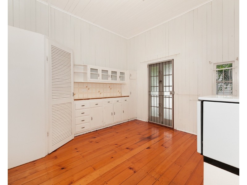 41 Agnew Street, Norman Park QLD 4170