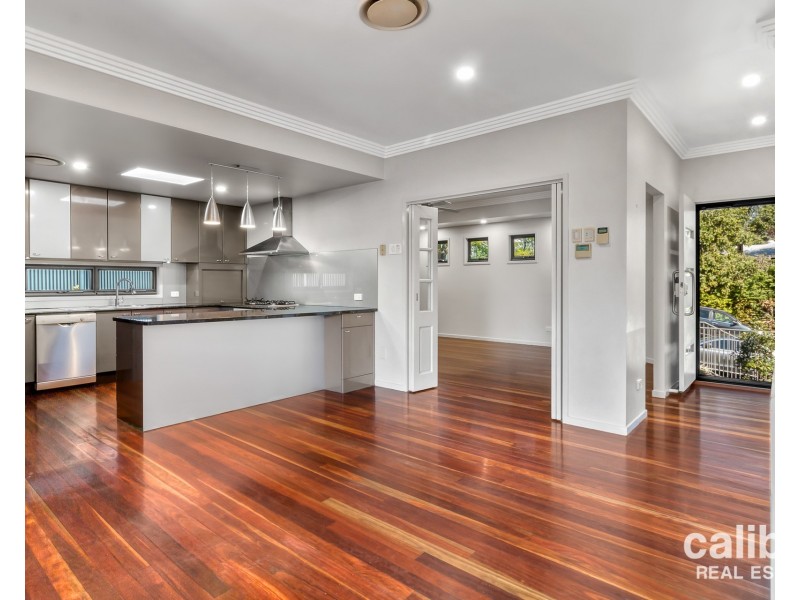 41 Dawn Street, Ashgrove QLD 4060