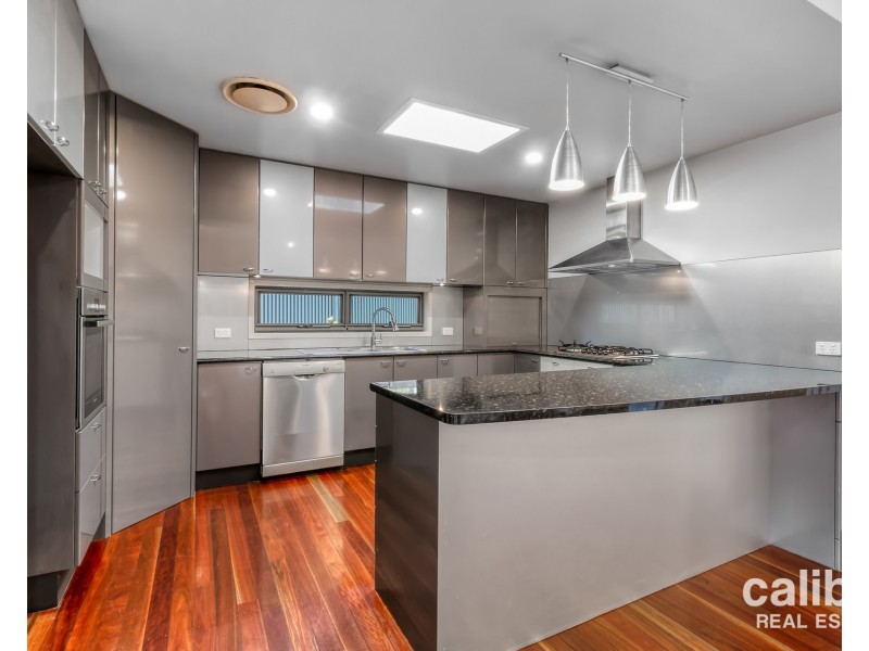 41 Dawn Street, Ashgrove QLD 4060
