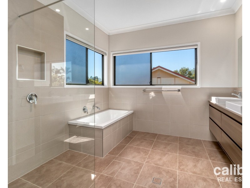 41 Dawn Street, Ashgrove QLD 4060