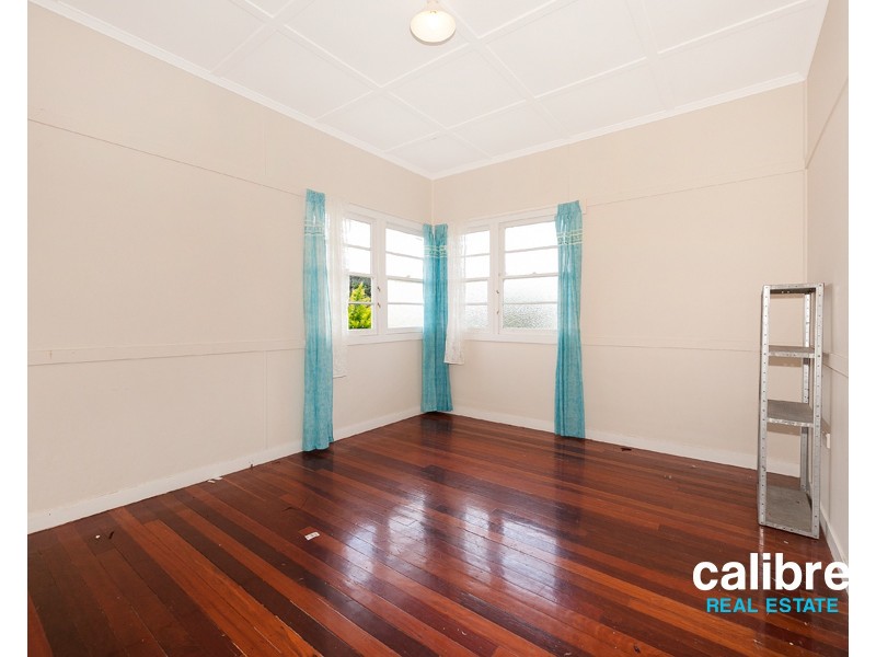 10 Berpi Street, Stafford QLD 4053