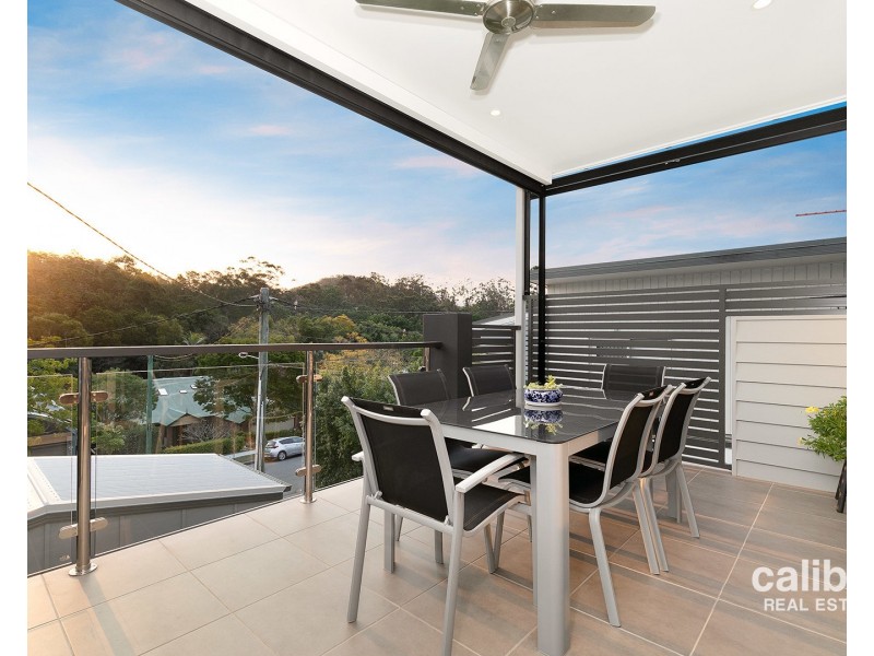 72 Lorward Avenue, Bardon QLD 4065