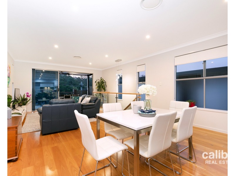 72 Lorward Avenue, Bardon QLD 4065