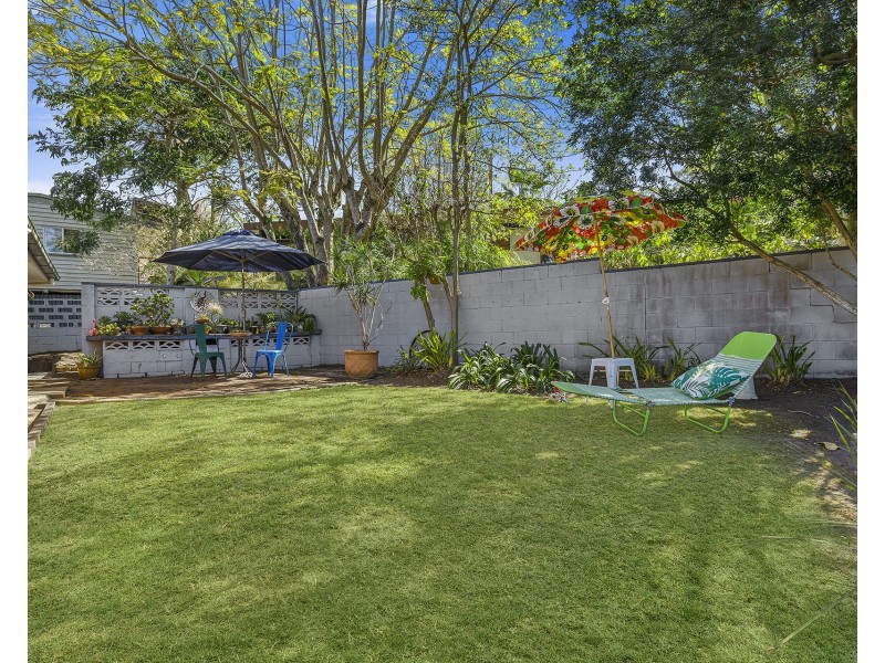 22 Illuta Avenue, Ferny Hills QLD 4055