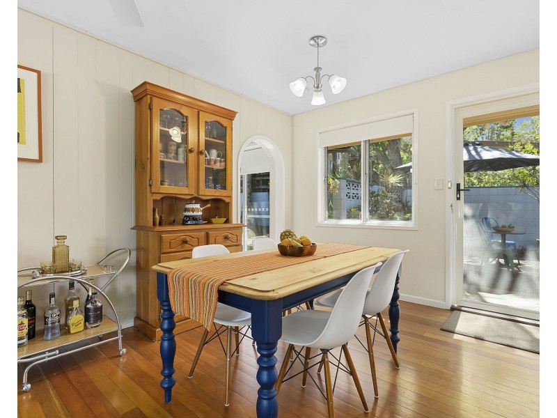 22 Illuta Avenue, Ferny Hills QLD 4055