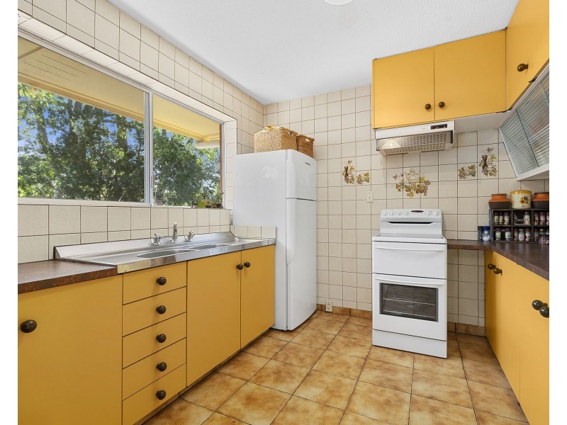 22 Illuta Avenue, Ferny Hills QLD 4055