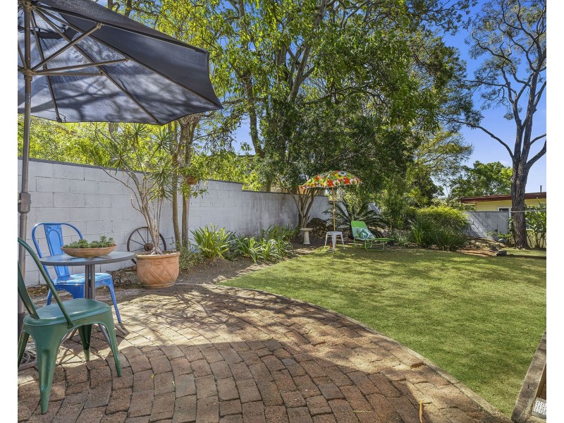 22 Illuta Avenue, Ferny Hills QLD 4055