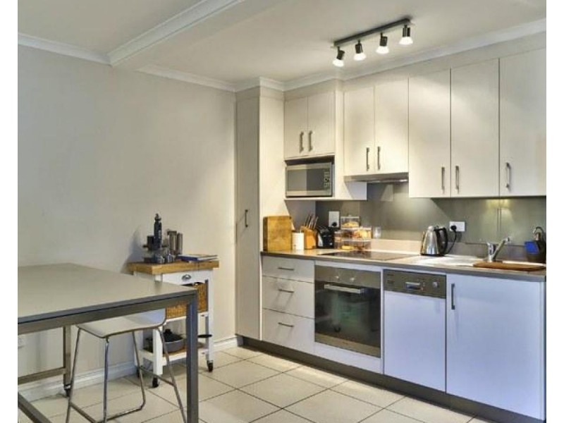 2/94 James Street, New Farm QLD 4005