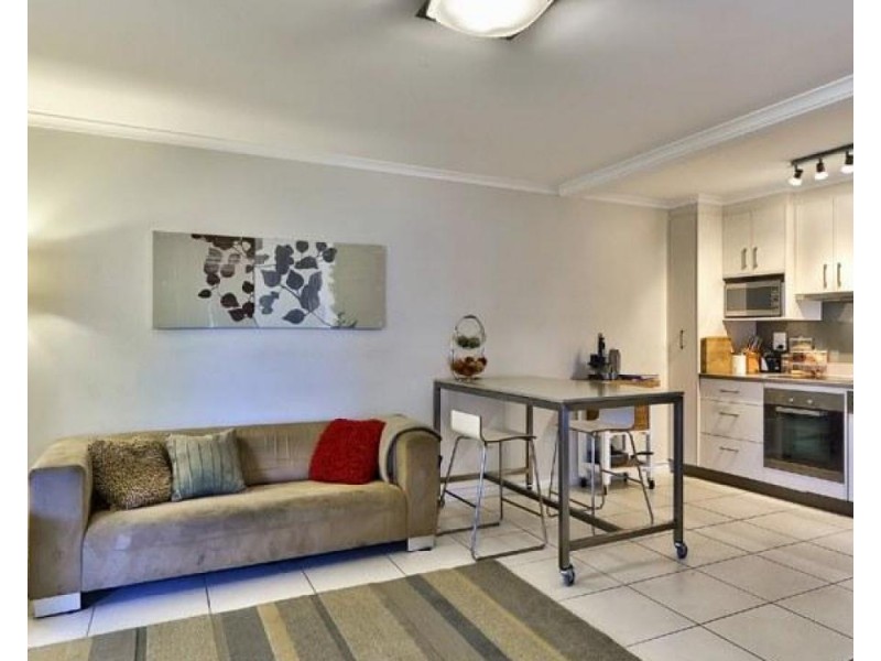 2/94 James Street, New Farm QLD 4005