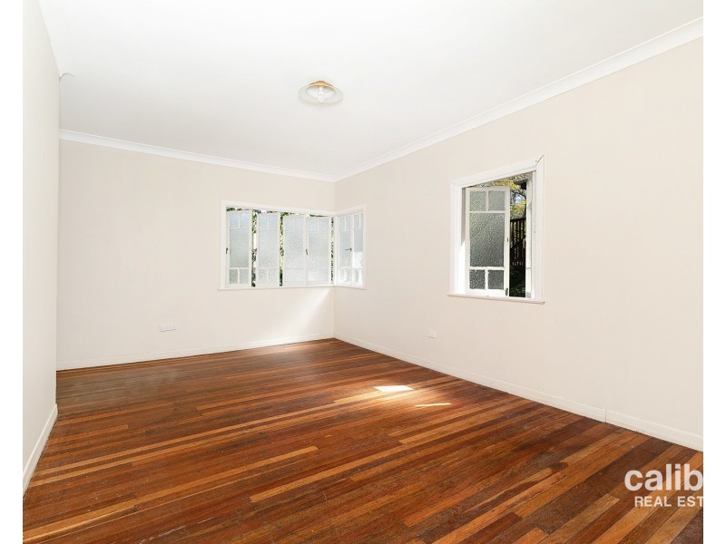 1 Johnstone Street, Sherwood QLD 4075