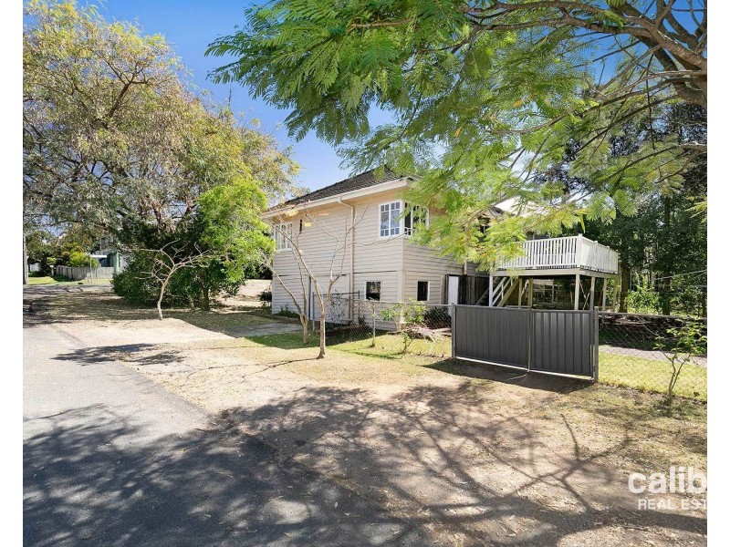 1 Johnstone Street, Sherwood QLD 4075