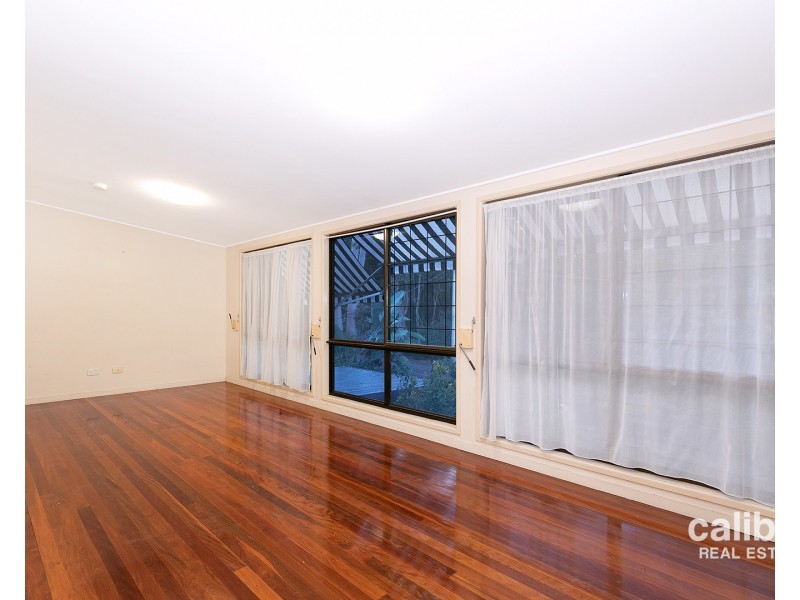 85 Bardon Esplanade, Bardon QLD 4065