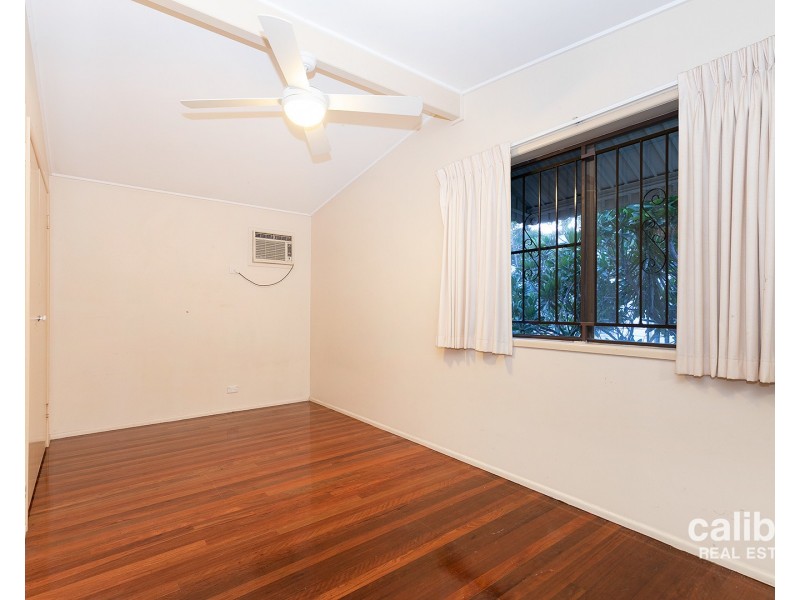 85 Bardon Esplanade, Bardon QLD 4065