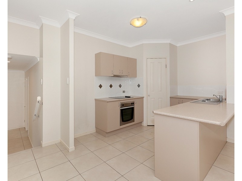 2 Heathwood Place, Collingwood Park QLD 4301