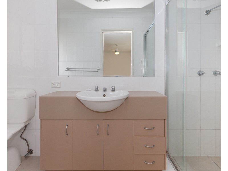 2 Heathwood Place, Collingwood Park QLD 4301