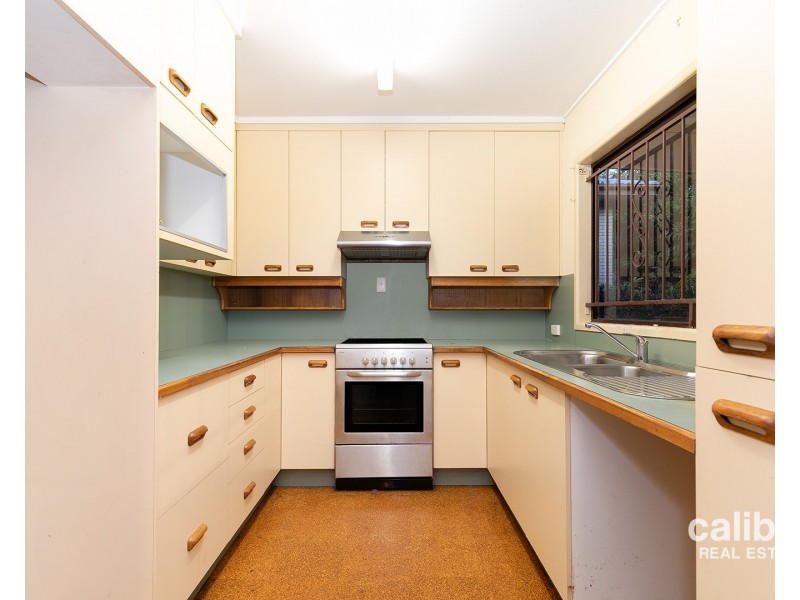 85 Bardon Esplanade, Bardon QLD 4065