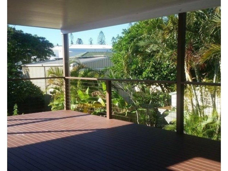 156 Prince Edward Parade, Scarborough QLD 4020