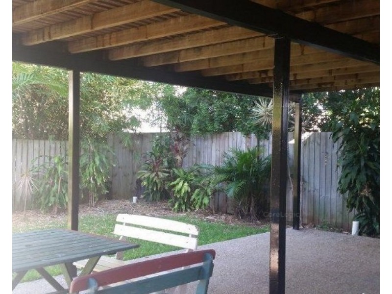 156 Prince Edward Parade, Scarborough QLD 4020