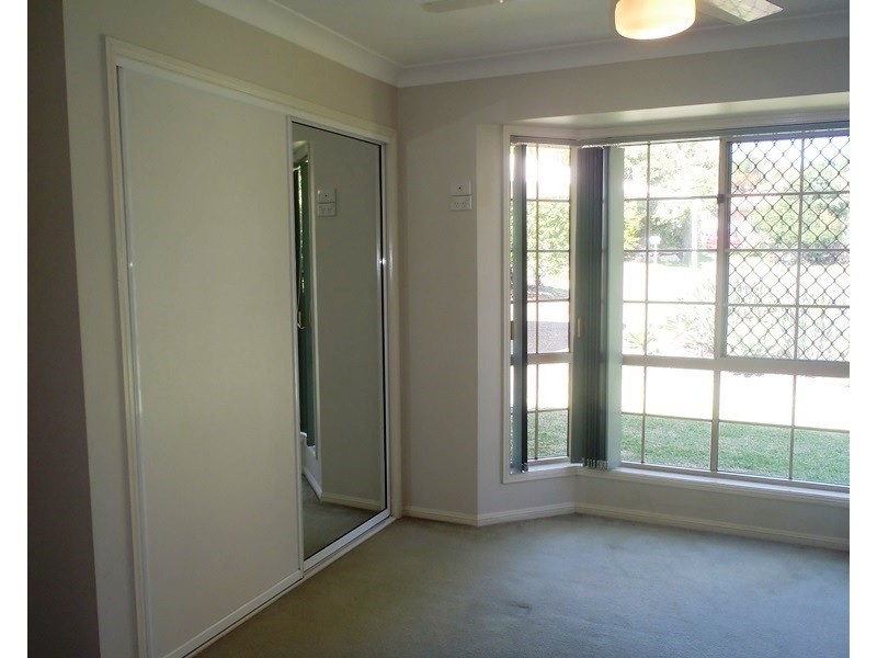 10 Larrell Close, Eight Mile Plains QLD 4113