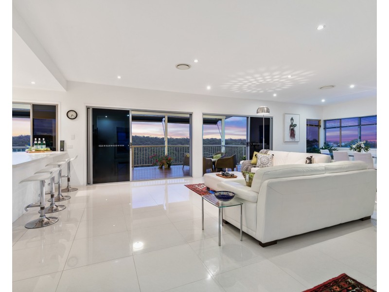 House 2/35 Tullylease Place, Chermside West QLD 4032