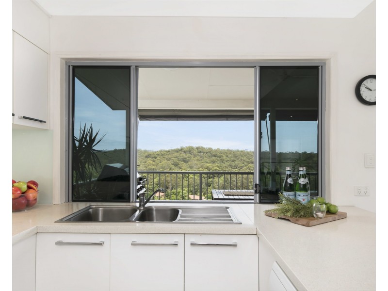 House 2/35 Tullylease Place, Chermside West QLD 4032