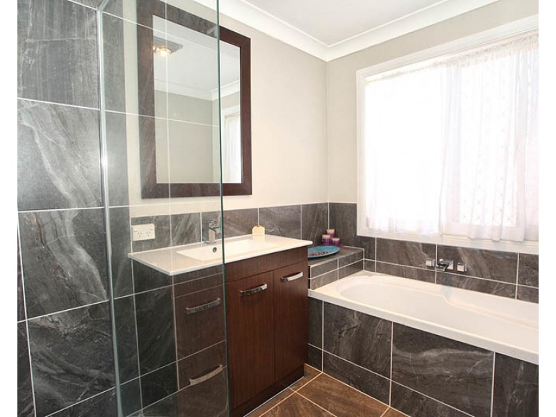 5 Wilsford Court, Caboolture QLD 4510