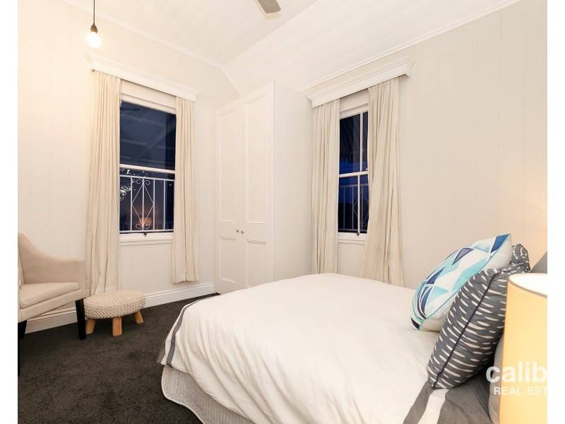 177 Empress Terrace, Bardon QLD 4065