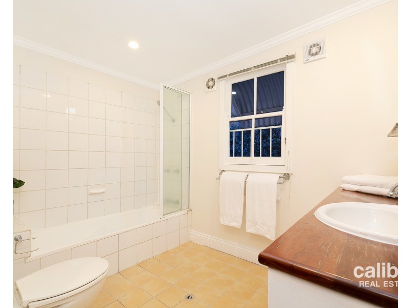 177 Empress Terrace, Bardon QLD 4065