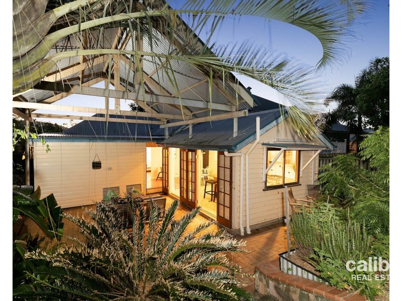 177 Empress Terrace, Bardon QLD 4065