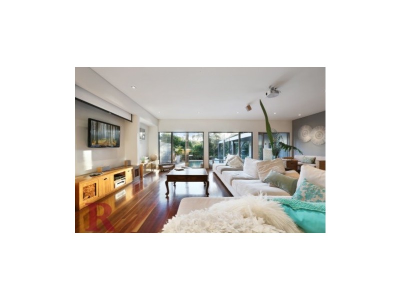 193 Gannons Road, Caringbah NSW 2229