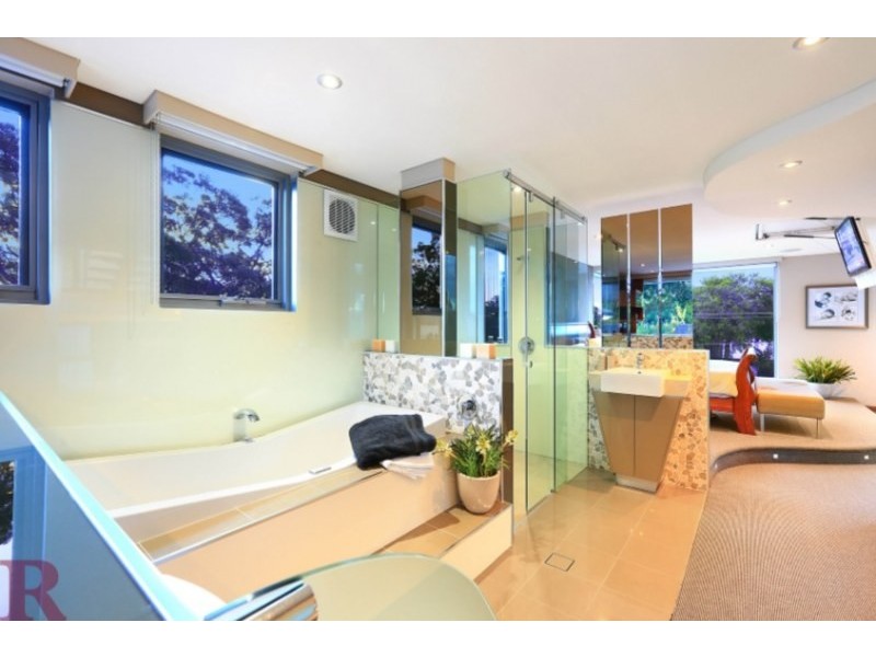 6 Whites Avenue, Caringbah South NSW 2229